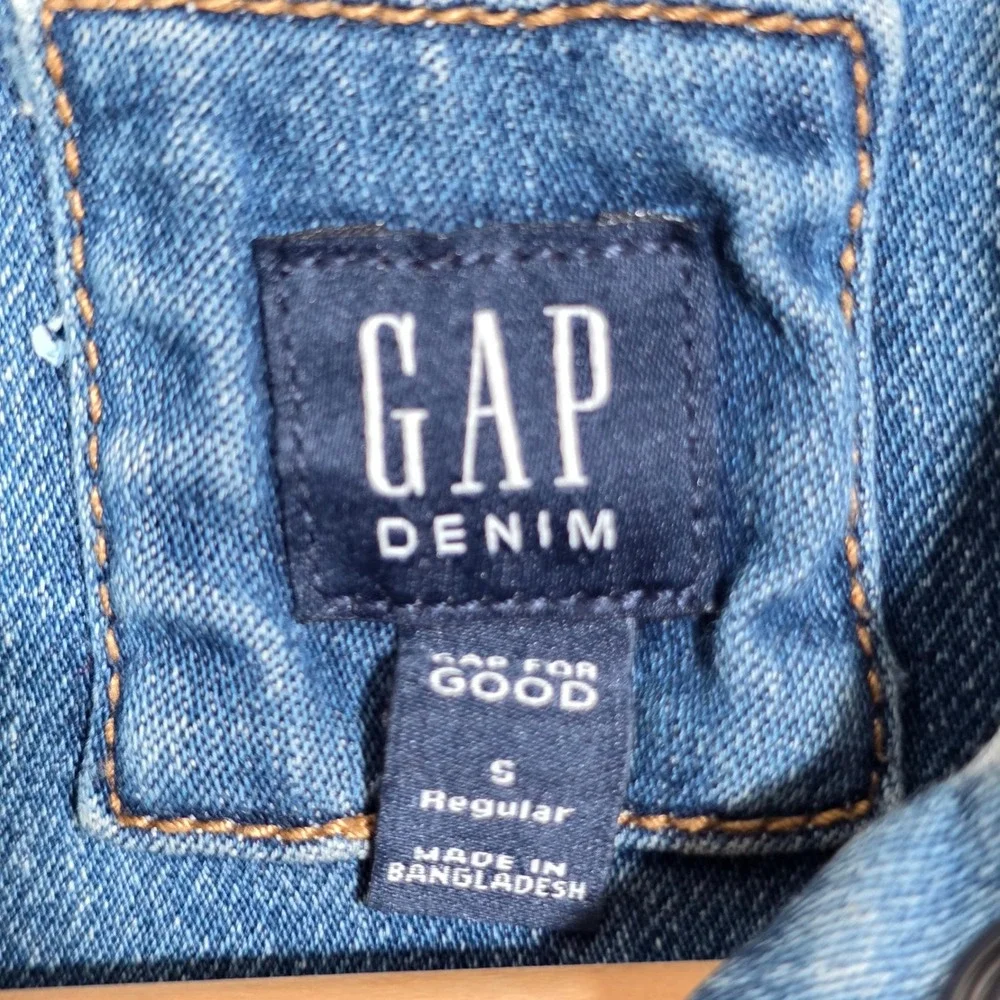 Gap Denim Jacket Kids Small Blue Stretch Button Front Classic Jean Trucker Coat
